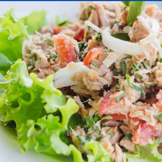 Sa lách trộn cá ngừ