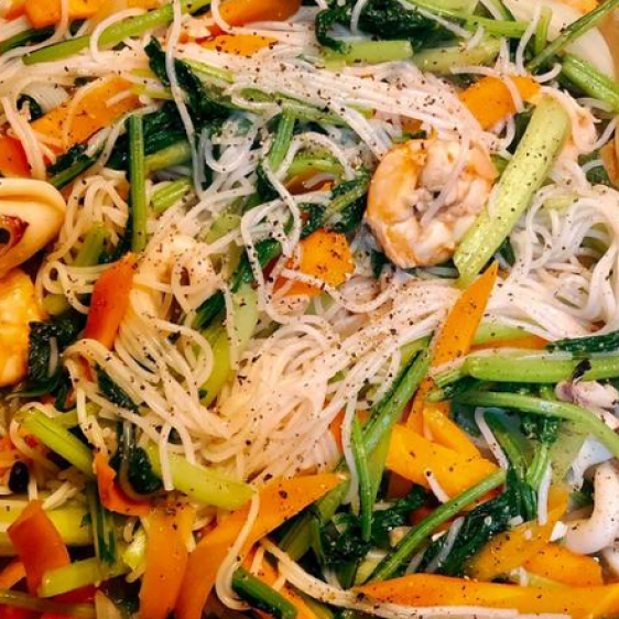 Bún gạo xào hải sản