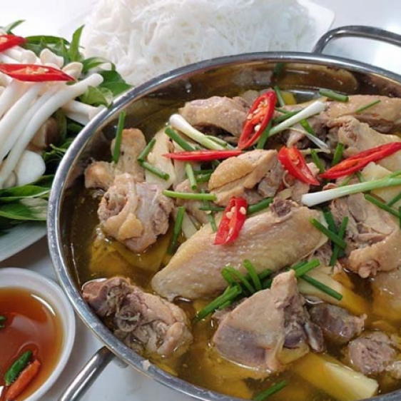 Gà nấu quế cay